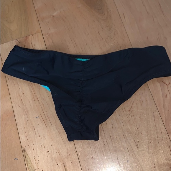 bikini bottoms - Picture 2 of 2